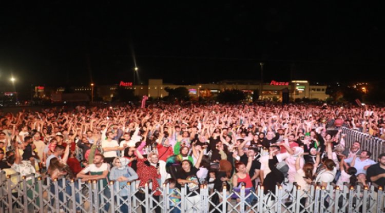 Emre Aydın’dan Şanlıurfa’da Muhteşem Konser