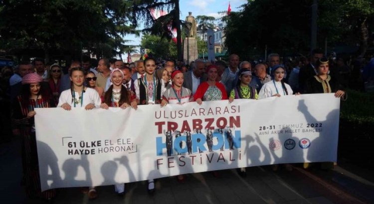 Uluslararası Horon Festivali coşkulu başladı