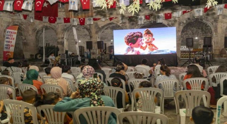 Mutta sinema ve konser keyfi