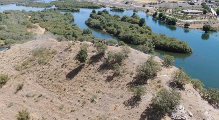 Bingölde Urartu dönemine ait olduğu düşünülen Sebeterias Kalesinin sondaj kazısı başladı