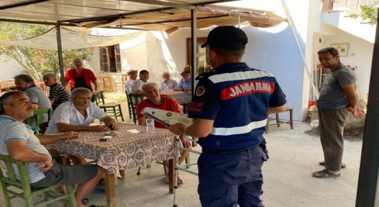 Muğlada vatandaşlar jandarma tarafından siber suçlara karşı bilinçleniyor