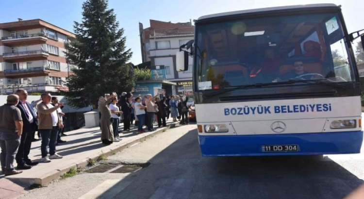 Başkan Bakkalcıoğlu öğrencileri kampa uğurladı