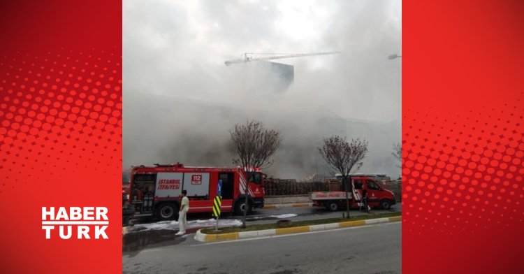 Beylikdüzü’ndeki yangın 7 saattir sürüyor