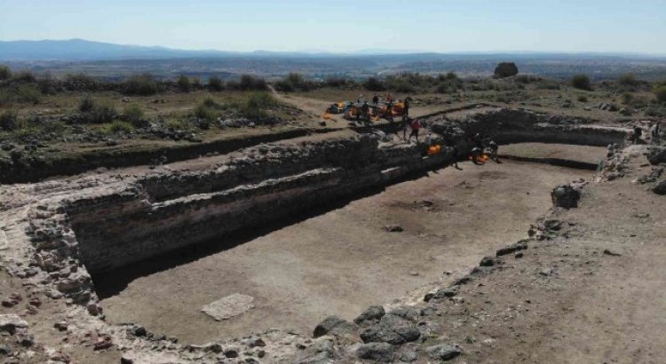 Karacahisar Kalesindeki hayati yapının yüzde 90ı açığa çıktı