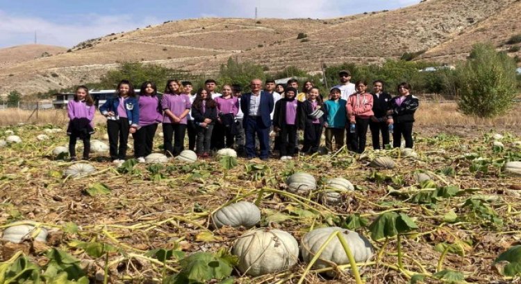 Bayburtta öğrencilere organik tarım ve ata tohumunun önemi anlatıldı