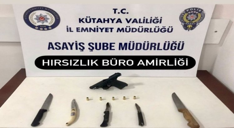 Kütahyada çaldıkları 200 kilo kabloyu satmaya çalışan 3 şüpheli yakalandı