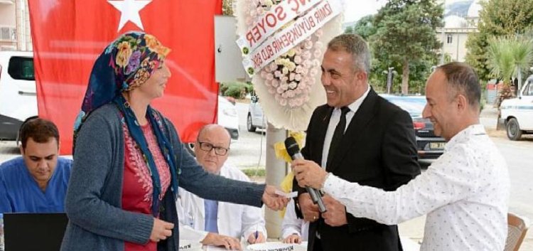 İzmir Büyükşehir Belediyesinin Desteğiyle Beydağ Belediyesi 34 Üreticisine 132 Küçükbaş Hayvan Desteği Verdi