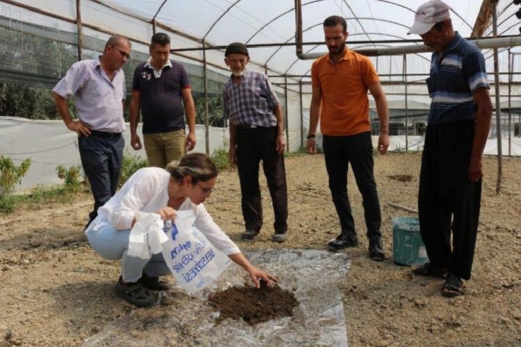 Çiftçilere bir destek de toprağa