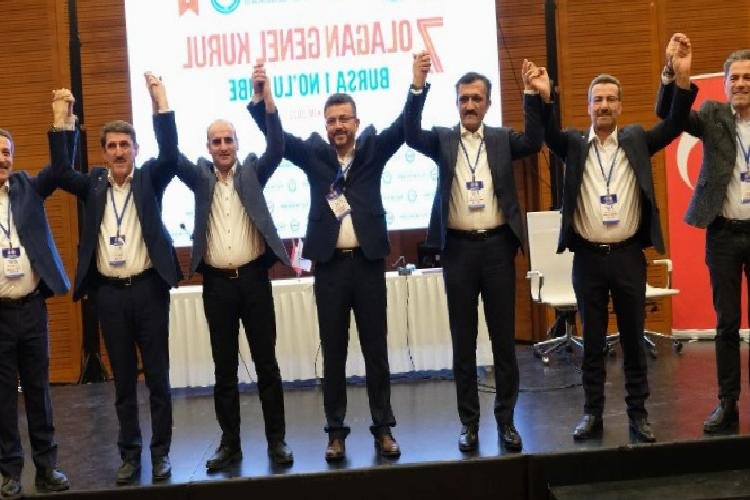 Eğitim Bir Sen Bursa 1 Nolu’da itimat tazelendi