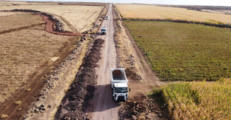 Büyükşehir’den Siverek Kırsalında Yol Çalışması