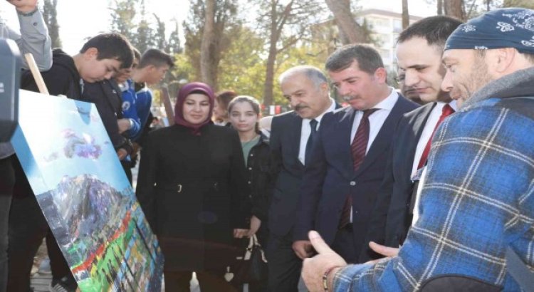 Sanatçılar Türkoğlunun güzelliklerini resmetti