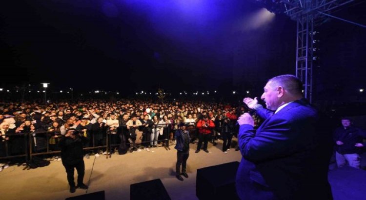 Üniversite öğrencileri ‘hoş geldin şenliğinde eğlendi