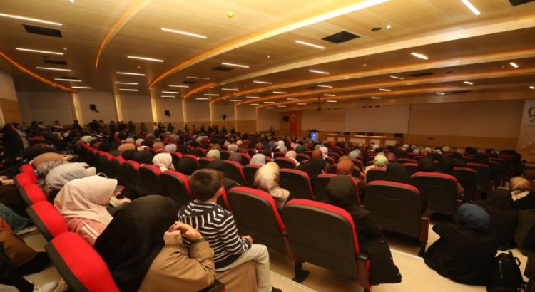 Son Hurefe: Deizm konferansı büyük ilgi gördü