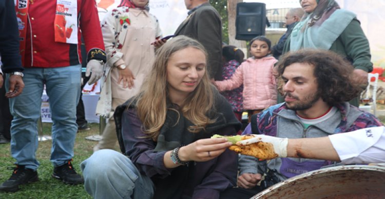 Şanlıurfa’da isotlu yemek çeşitleri tanıtıldı