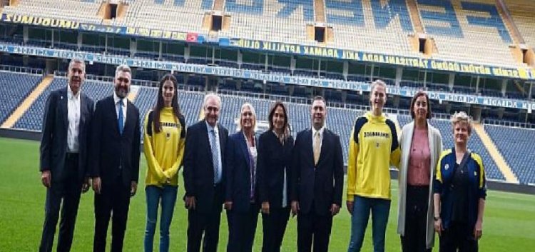 Yükselen Çelik Fenerbahçe Alagöz Holding Bayan Basketbol Takımı’nın Resmi Sponsoru oldu