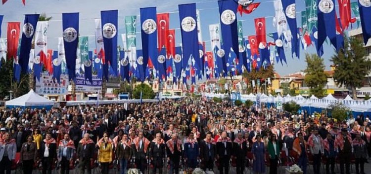 Şenlik Coşkusu Milas Sokaklarını Sardı