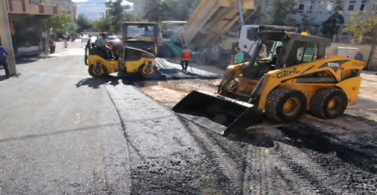 Haliliye Merkez Ve Kırsalda Hummalı Yol Çalışmaları Sürüyor