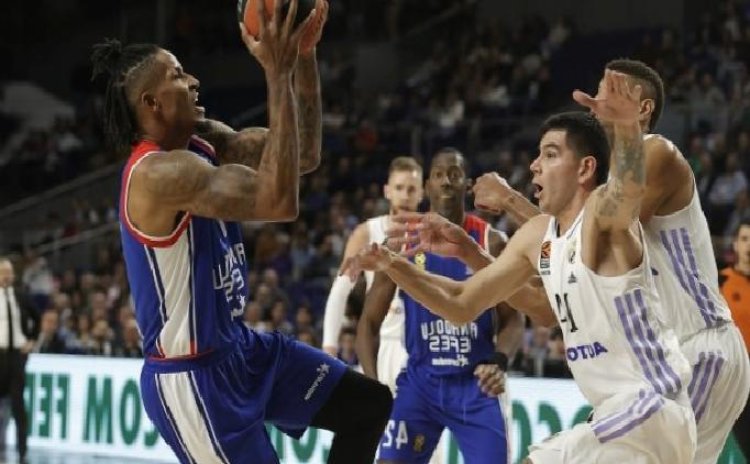 CANLI: Anadolu Efes – Barcelona