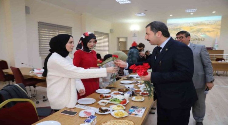 Şanlıurfada öğretmenler kahvaltıda buluştu