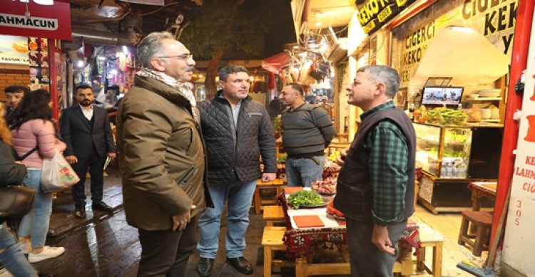 Eyyübiye Belediye Başkanı Mehmet Kuş, Tarihi Çarşılarda Esnafla Buluştu