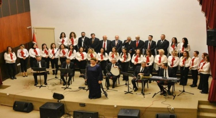 Yenişehirde öğretmenlerden muhteşem konser