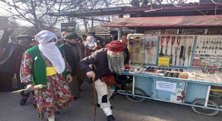 Tuncelide Gağan etkinliğinde renkli görüntüler oluştu