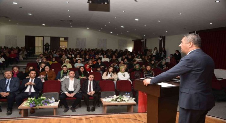 Okulöncesi eğitim ve  aile ilişkileri seminerde ele alındı