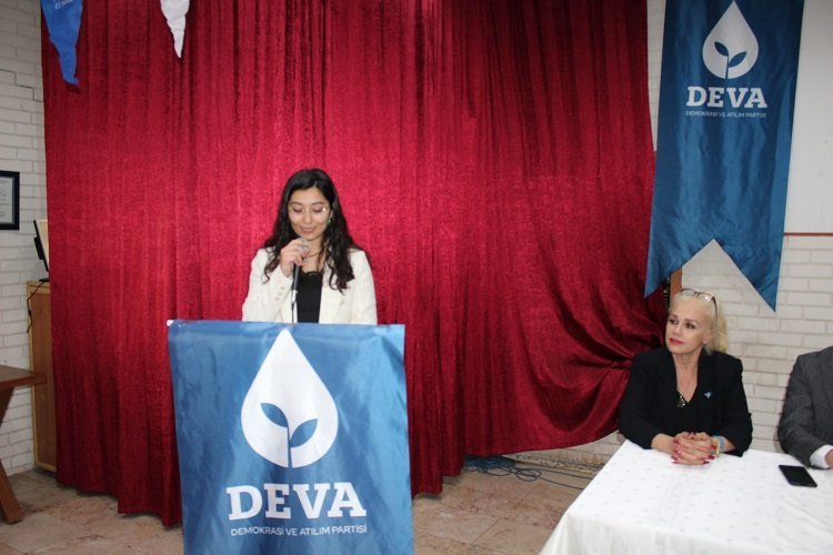 DEVA Mustafakemalpaşa liderini seçti