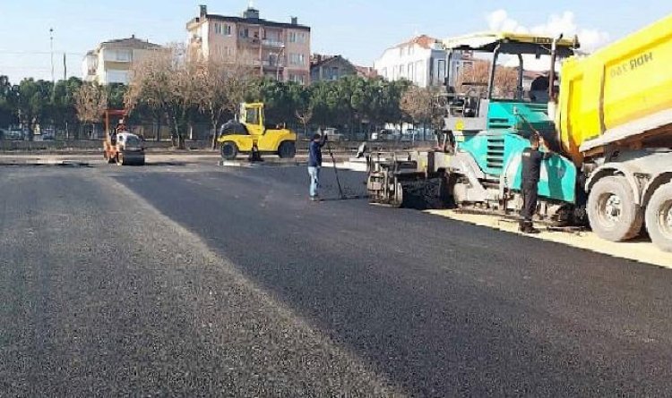 Derince Sağlıklı Hayat Parkında otopark asfaltlandı