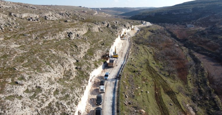 Büyükşehir&#039;den 7 Mahalleyi Kapsayan Yol Çalışması