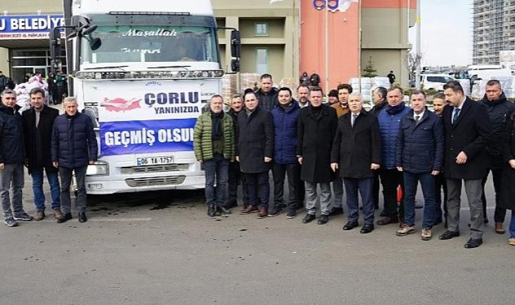 Çorlu Halkı Deprem Bölgesi İçin Kenetlendi