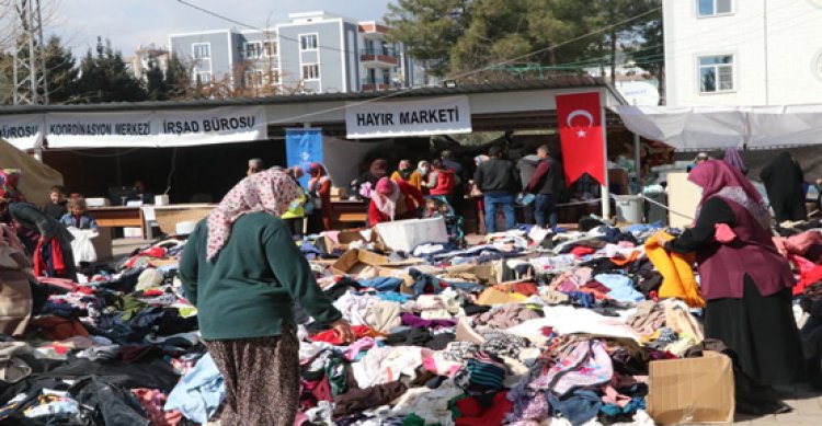 Depremzedeler Bir An Olsun Yalnız Bırakılmıyor