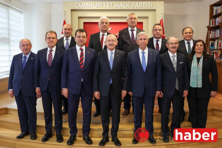 Kılıçdaroğlu ile CHP’li belediye başkanlarının toplantısından dikkat çeken kare