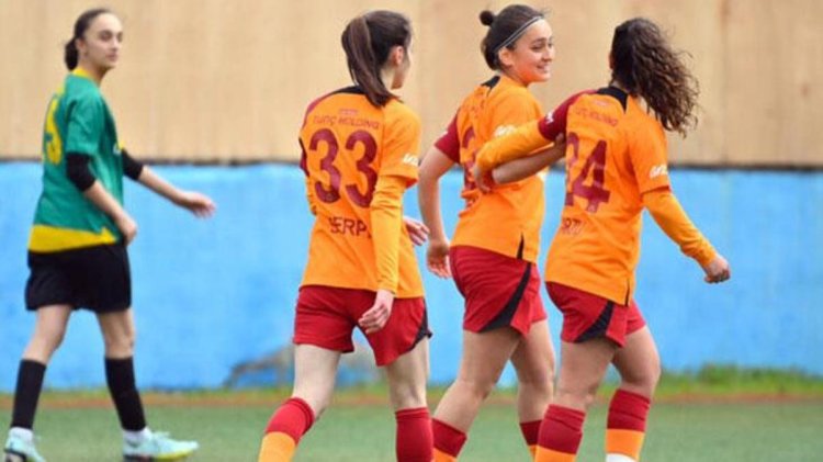 71 şut çeken Galatasaray Kadın Futbol Takımı, Kireçburnu’nu 13-0 mağlup etti