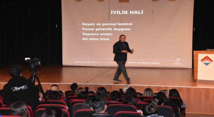 Prof. Dr. Acar Baltaş veliler ile buluştu