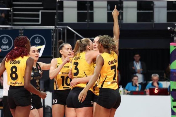 VakıfBank’tan net galibiyet! Temsilcimizden final yolunda dev adım