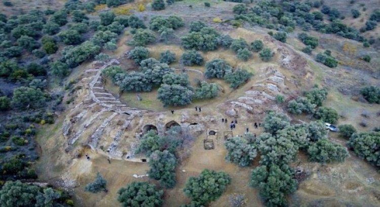 Mastauranın arkeolojik kazıları bilim dünyasına sunuldu