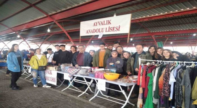 AYAL öğrencileri misafir depremzedeler için iş başında