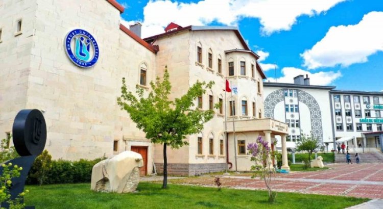 Bayburt Üniversitesi öğrenci projelerinde Türkiyenin zirvesinde