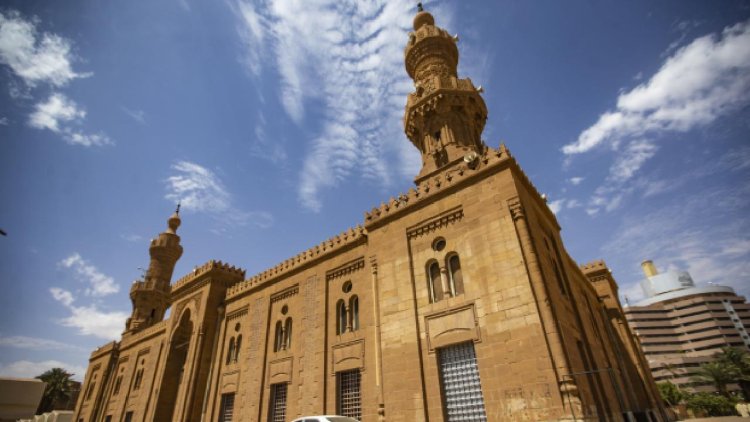 Sudan’ın simgelerinden Hartum Ulu Camii yeniden ibadete açıldı