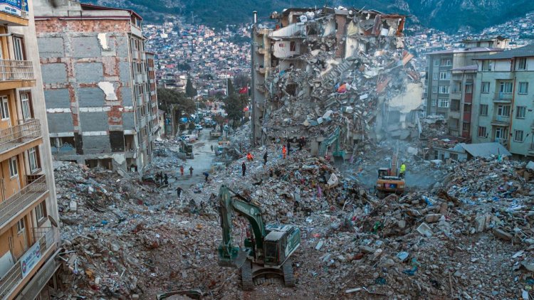 Hatay’da enkaz kaldırma çalışmaları 23 mahallede sürecek