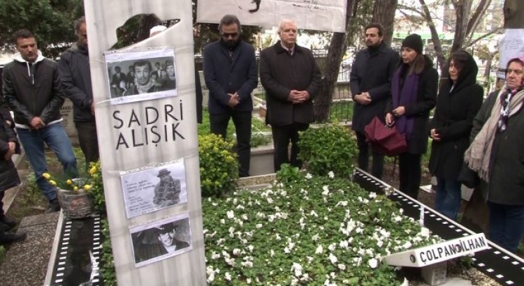 Sadri Alışık 98inci doğum gününde mezarı başında anıldı