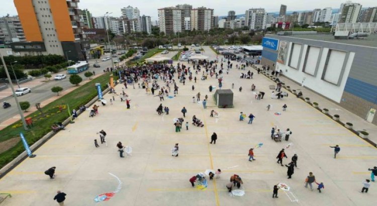 Depremzede çocuklar için Uçurtma Şenliği düzenlendi