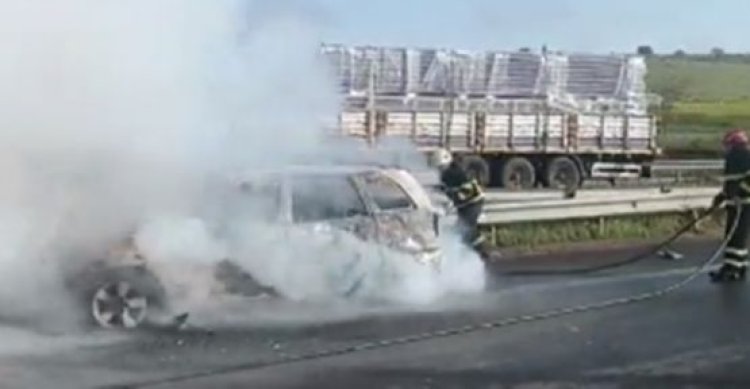 Şanlıurfa’da otomobil küle döndü