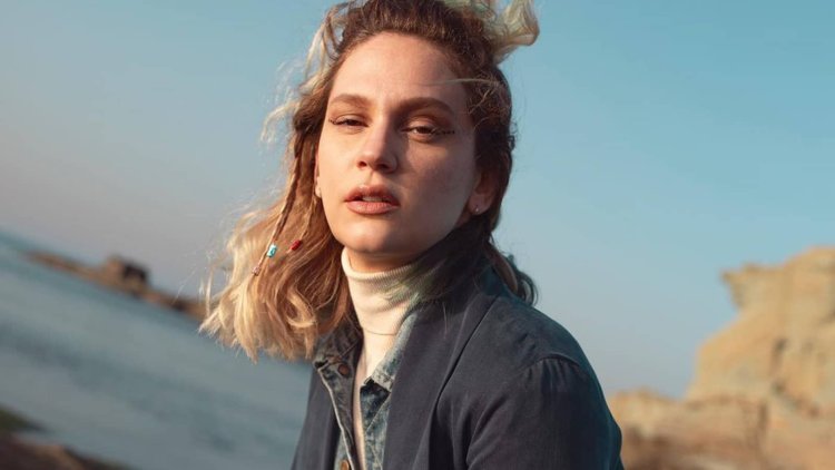 Yeni ‘Bihter’ Farah Zeynep Abdullah’tan ilk kare geldi