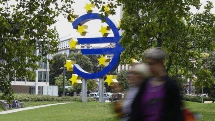 Euro Bölgesi’nde enflasyon yüzde 6,9’a geriledi