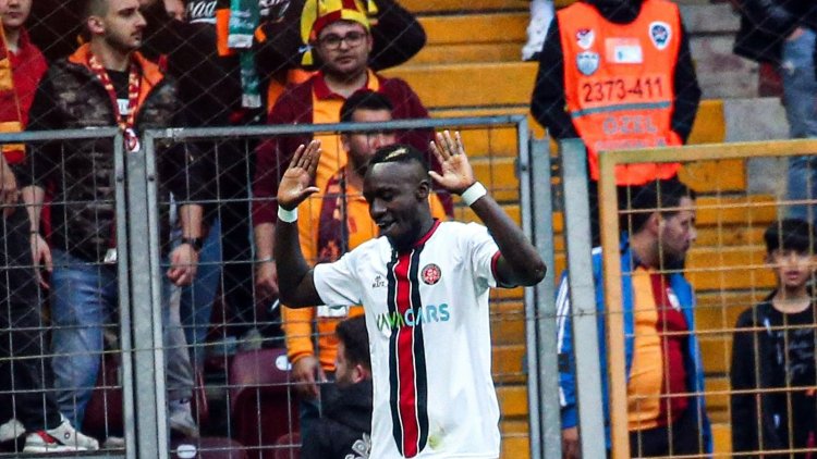 Diagne, Galatasaray’a attığı gole sevinmedi