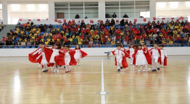 Bingölde 23 Nisan Ulusal Egemenlik ve Çocuk Bayramı coşkuyla kutlandı