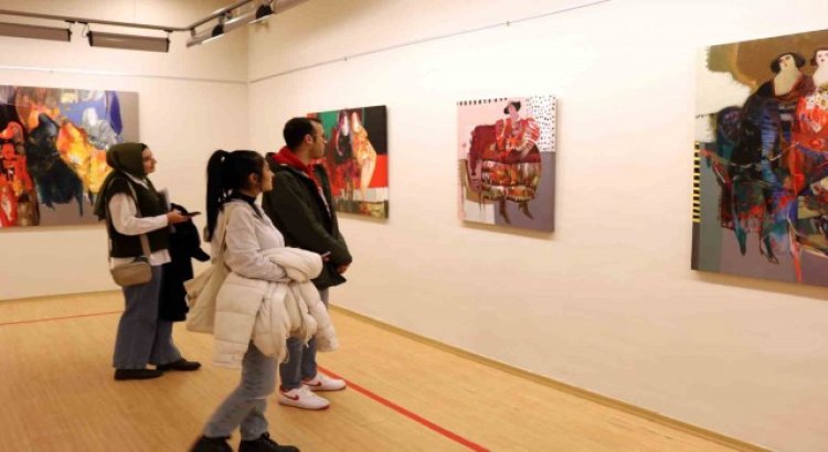 Sanko Sanat Galerisinde kadın temalı sergi