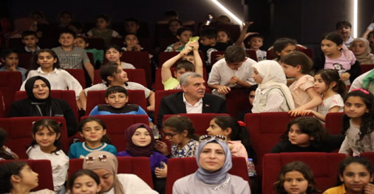 Büyükşehir&#039;den öğrencilere sinema etkinliği